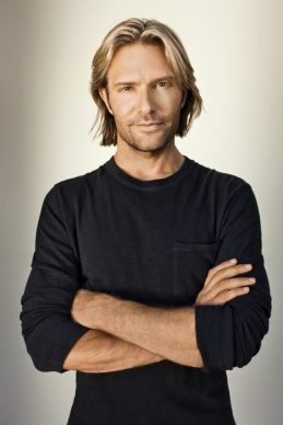 Eric-Whitacre-2-high-res-Credit-Marc-Royce2-1-533x800